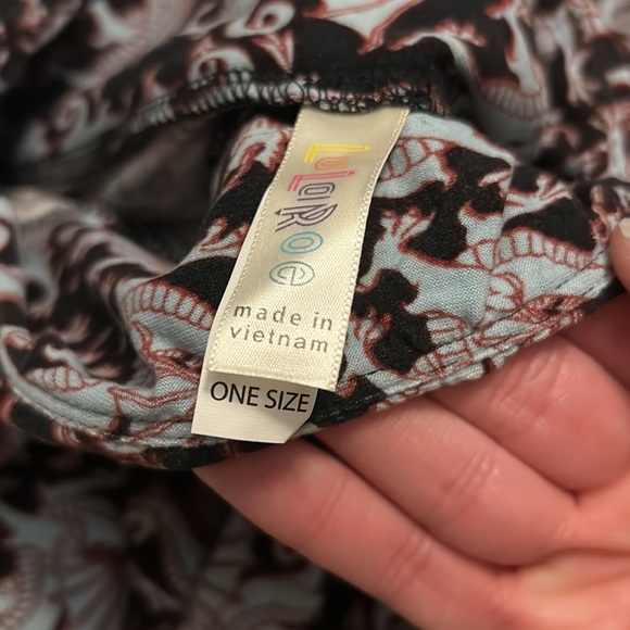 🟣LuLaRoe One Size Dragon Leggings Game of Thrones - Picture 3 of 3